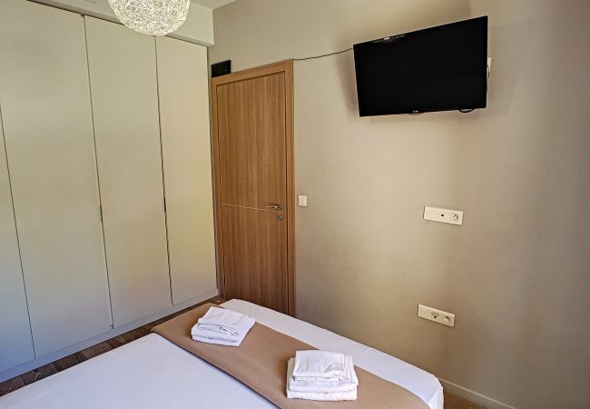 Appartement à Nice - N&J - HOLIDAY VIBES - Parking gratuit - Proche mer Appartement à Nice - N&J - HOLIDAY VIBES - Parking gratuit - Proche mer