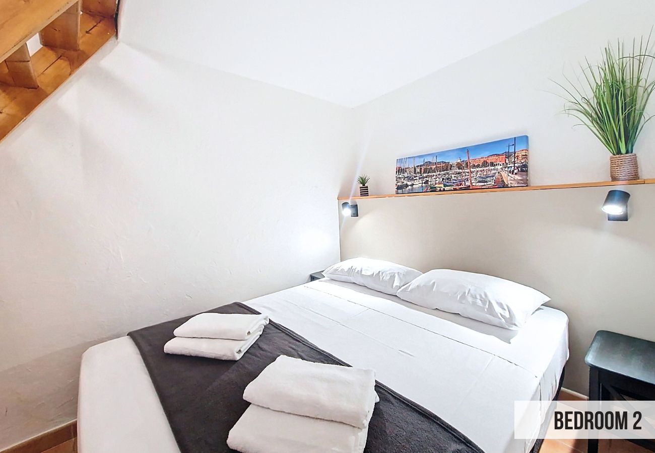Appartement à Nice - N&J -  L'ESCALE - Coeur vieille ville 