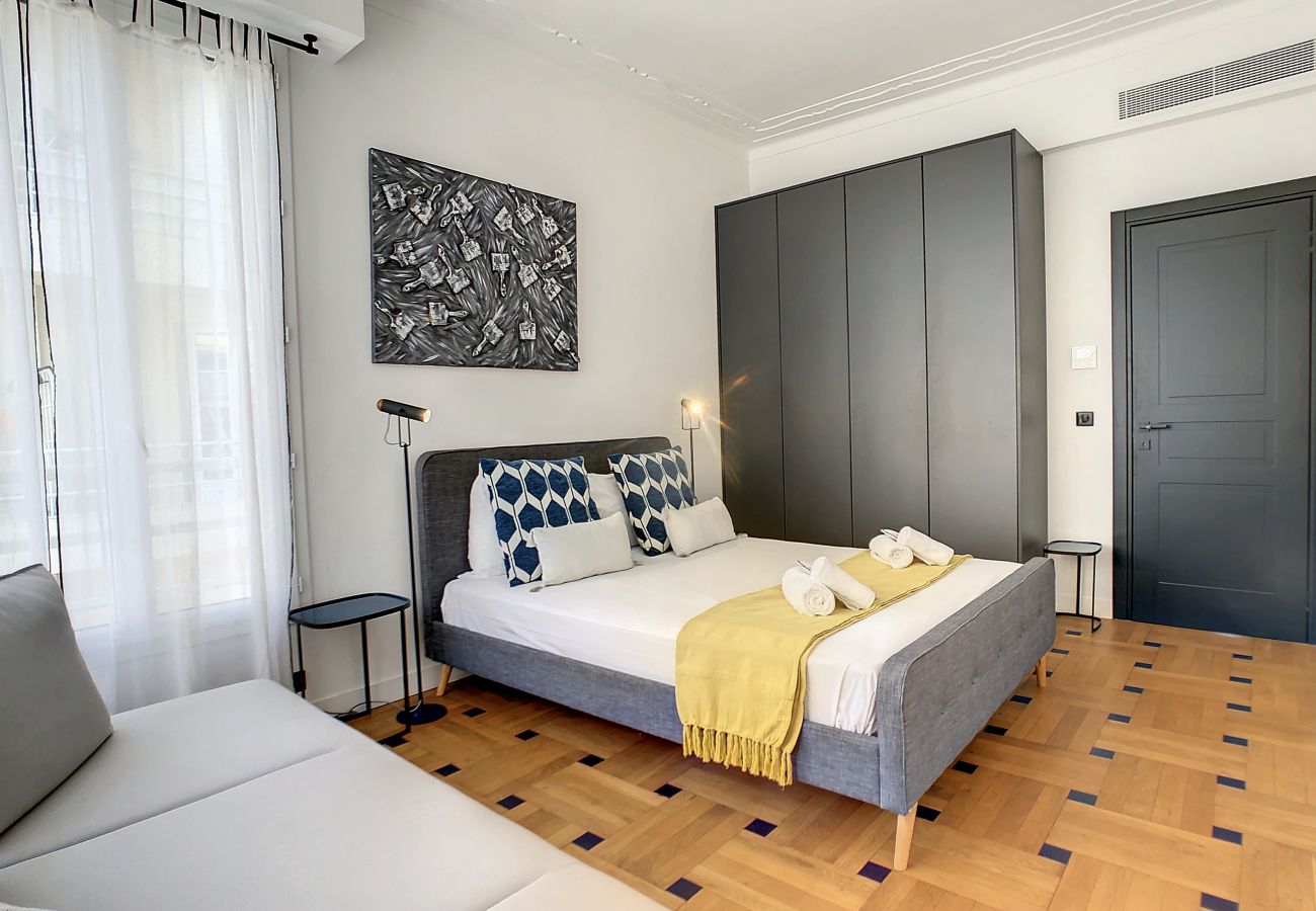 Appartement à Nice - Nouveau! N&J  - BLUE PROMENADE - Face mer - central - Luxe