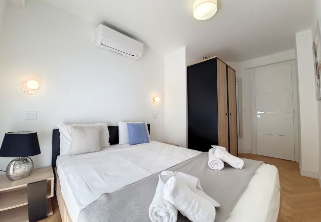 Appartement à Nice - N&J  - FLOREAL BEACH - Central - Proche mer  Appartement à Nice - N&J  - FLOREAL BEACH - Central - Proche mer