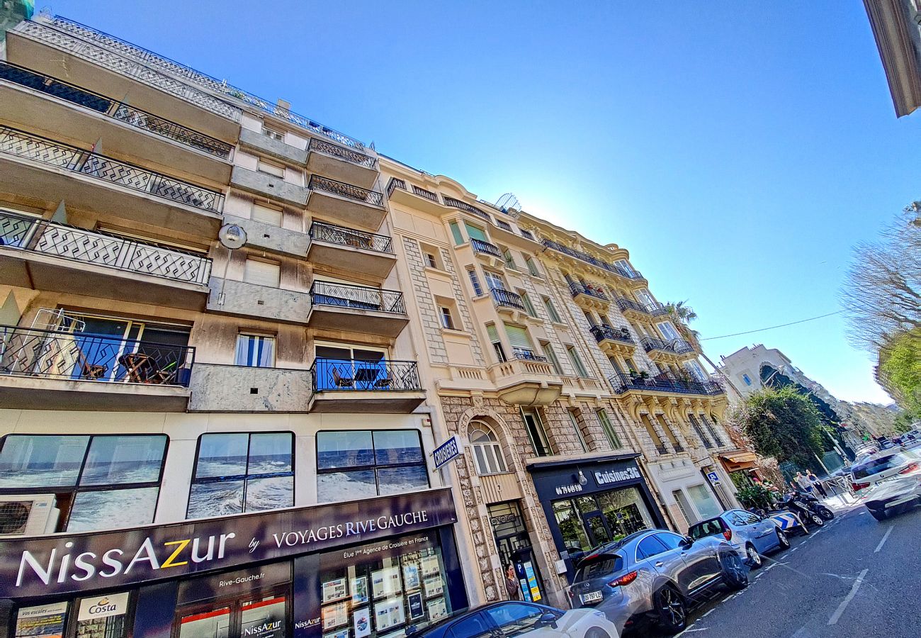 Appartement à Nice - N&J  - FLOREAL BEACH - Central - Proche mer 