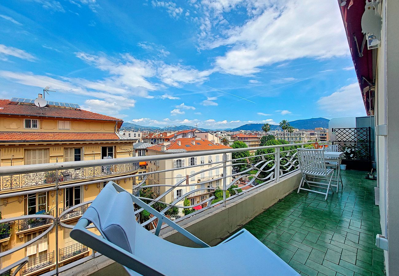 Appartement à Nice - N&J - CAPITAINE TERRASSE - Central - Proche mer