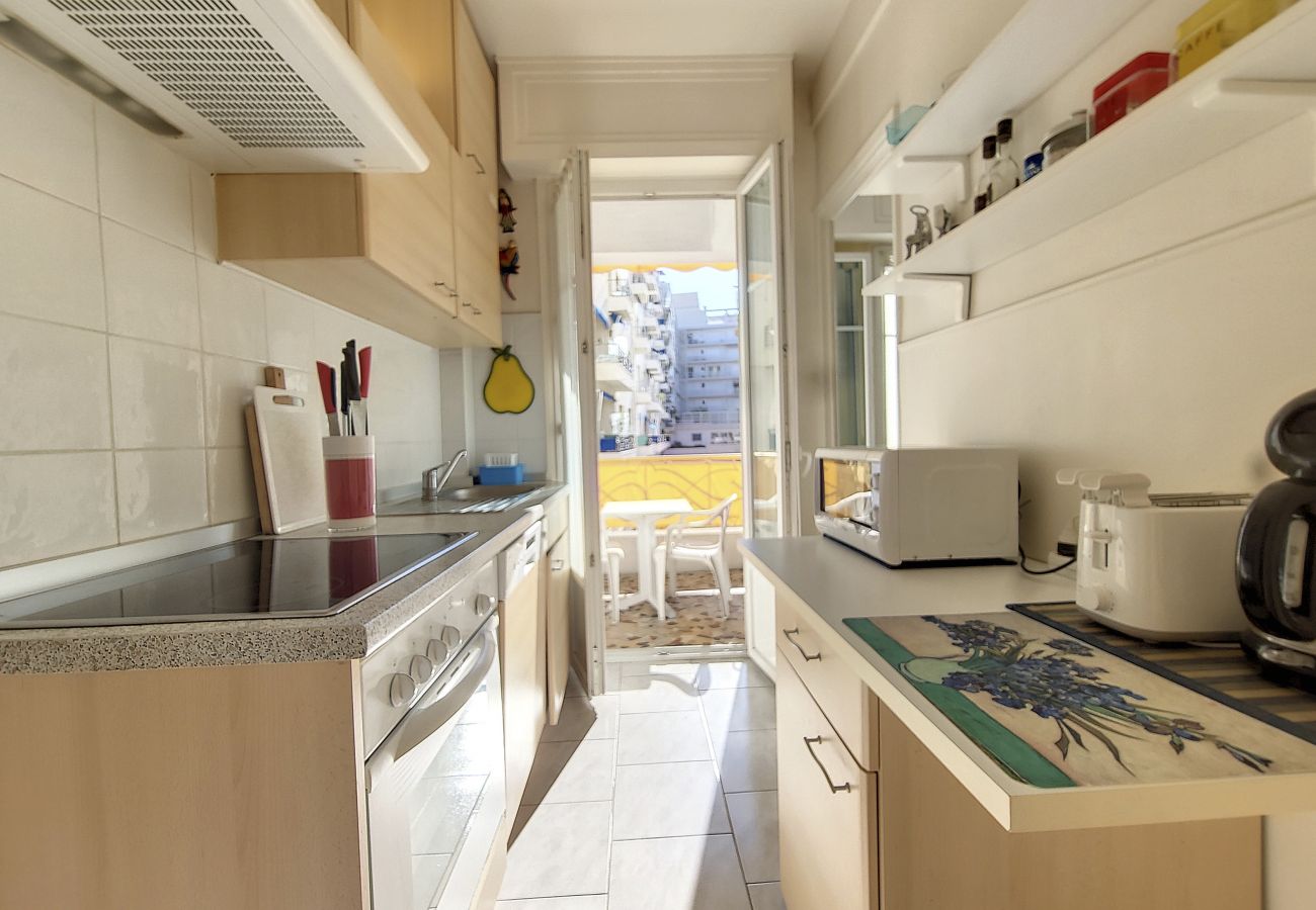 Appartement à Nice - MASSENET - BAIL MOBILITE ENTRE 1 ET 3 MOIS