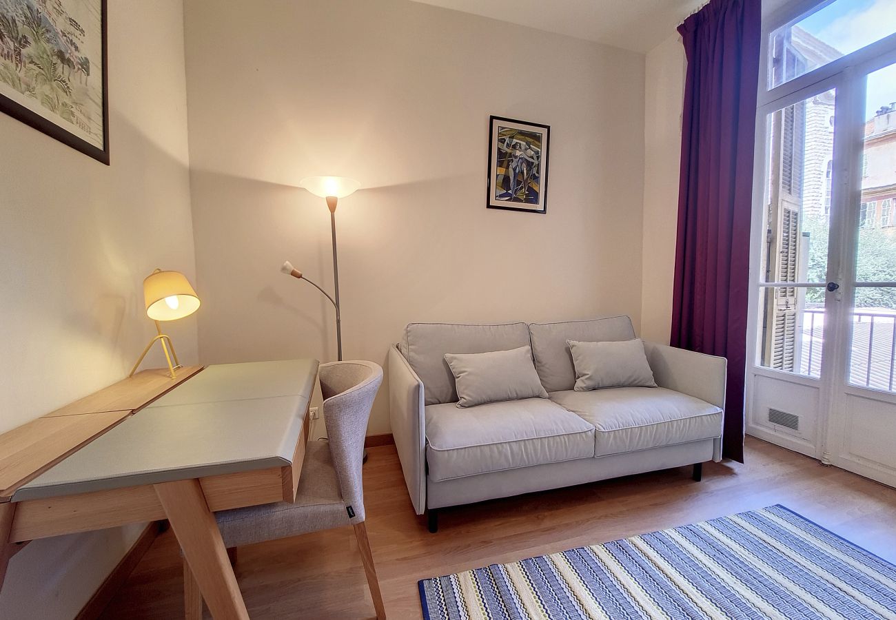 Appartement à Nice - N&J - FRENCHY - Central - Proche mer