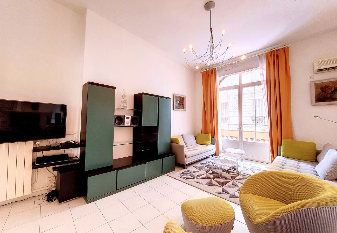 Appartement à Nice - N&J - FRENCHY - Central - Proche mer