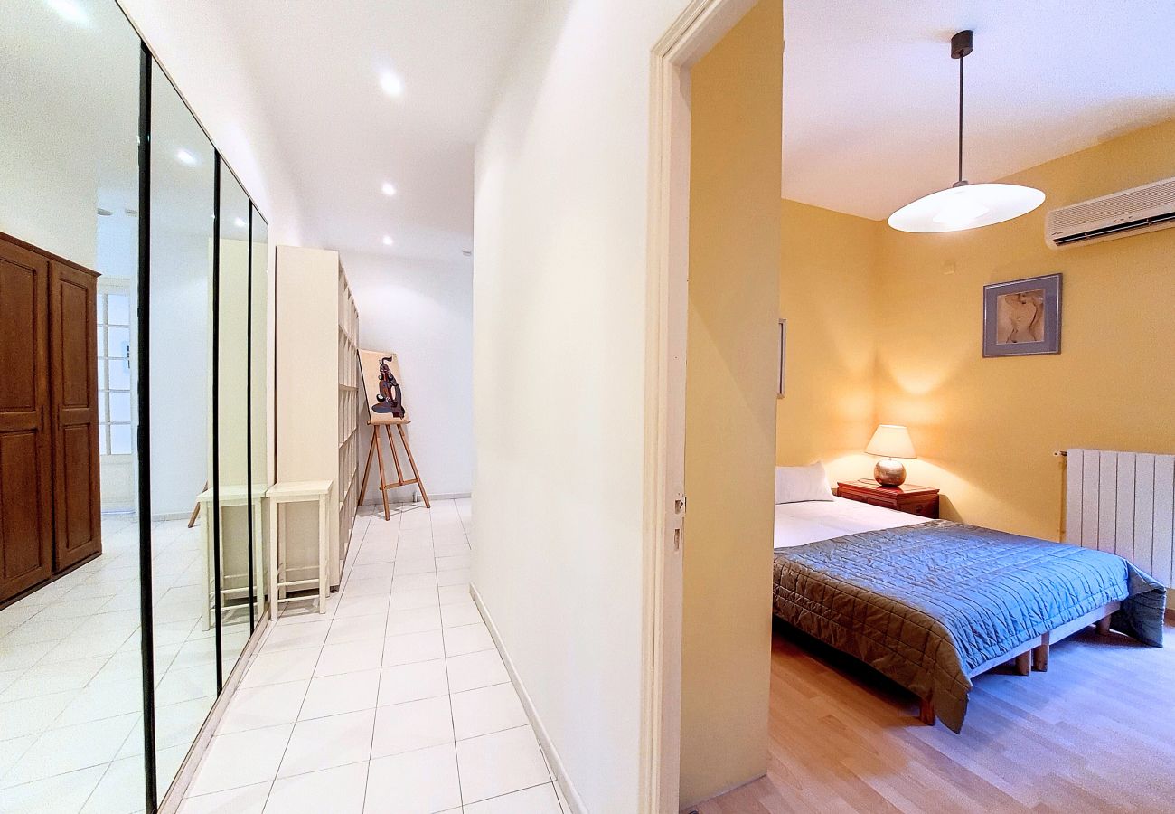 Appartement à Nice - N&J - FRENCHY - Central - Proche mer