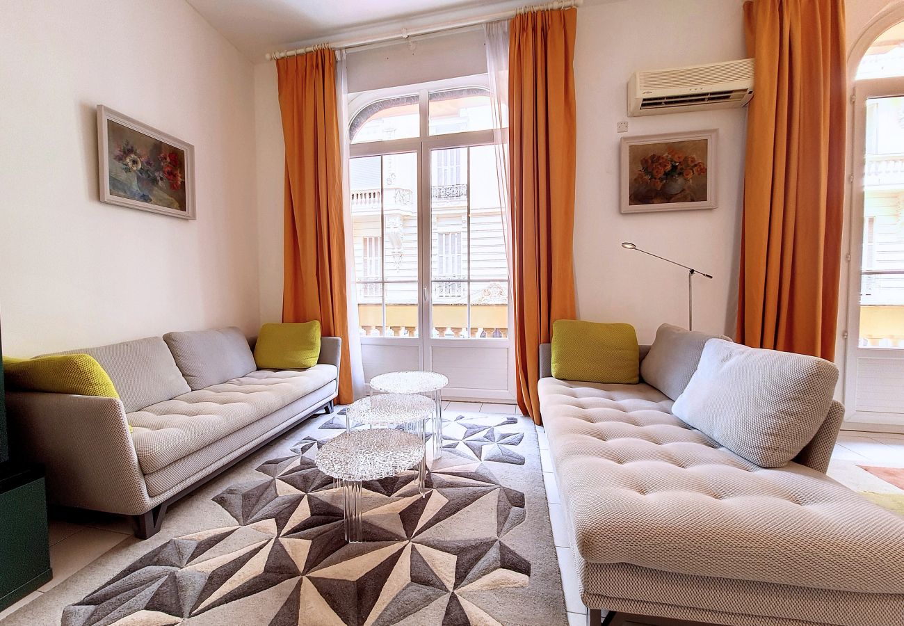 Appartement à Nice - N&J - FRENCHY - Central - Proche mer