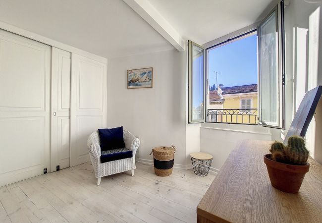 Appartement à Nice - Nouveau N&J - BONAPARTE - Proche Port-Garibaldi