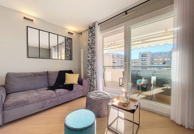 Appartement à Nice - Nouveau! N&J  - PERLE DOREE - Terrasse - Design 