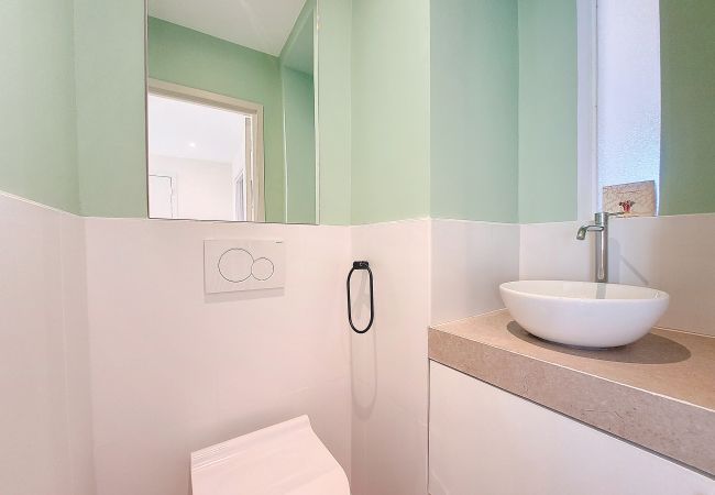 Appartement à Nice - N&J  - CIEL AZUR - Terrasse - Proche mer  Appartement à Nice - N&J  - CIEL AZUR - Terrasse - Proche mer