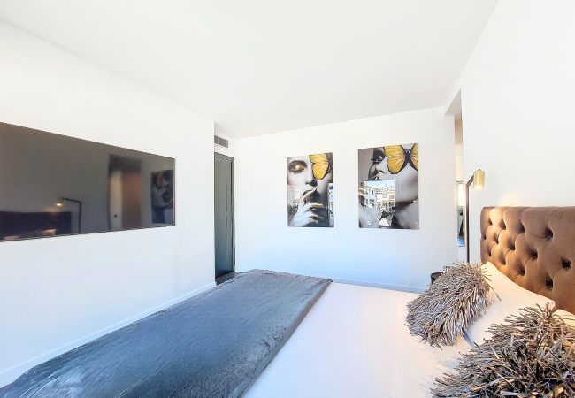 Appartement à Nice - Nouveau! N&J  - LE ROYAL LUXEMBOURG - Vue Mer - Terrasse
