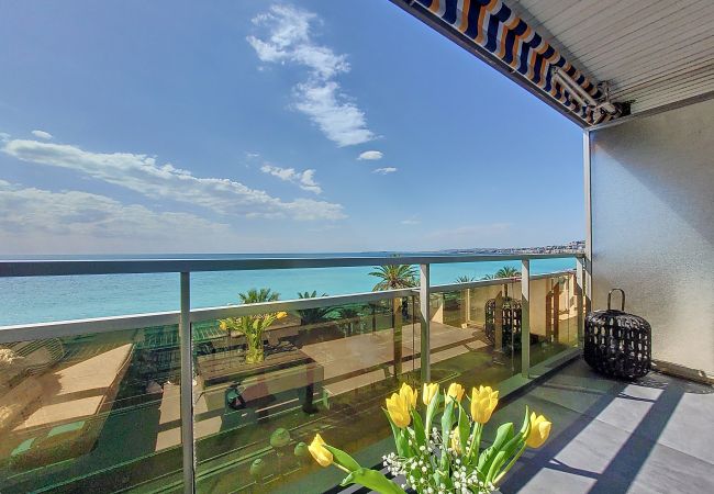 Appartement à Nice - N&J  - LE ROYAL LUXEMBOURG - Vue Mer - Terrasse Appartement à Nice - N&J  - LE ROYAL LUXEMBOURG - Vue Mer - Terrasse