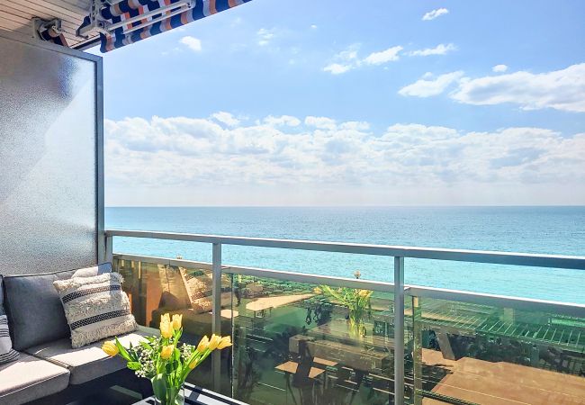 Appartement à Nice - N&J  - LE ROYAL LUXEMBOURG - Vue Mer - Terrasse Appartement à Nice - N&J  - LE ROYAL LUXEMBOURG - Vue Mer - Terrasse