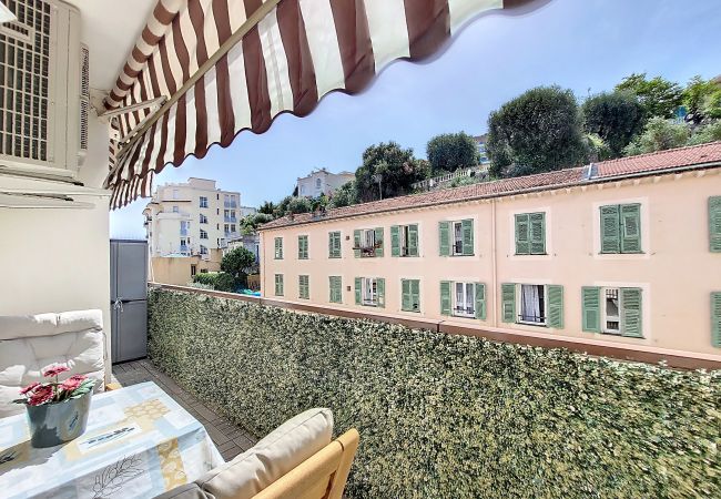 Appartement à Nice - N&J  - AZUR ESCAPE - Terrasse - Centre Appartement à Nice - N&J  - AZUR ESCAPE - Terrasse - Centre