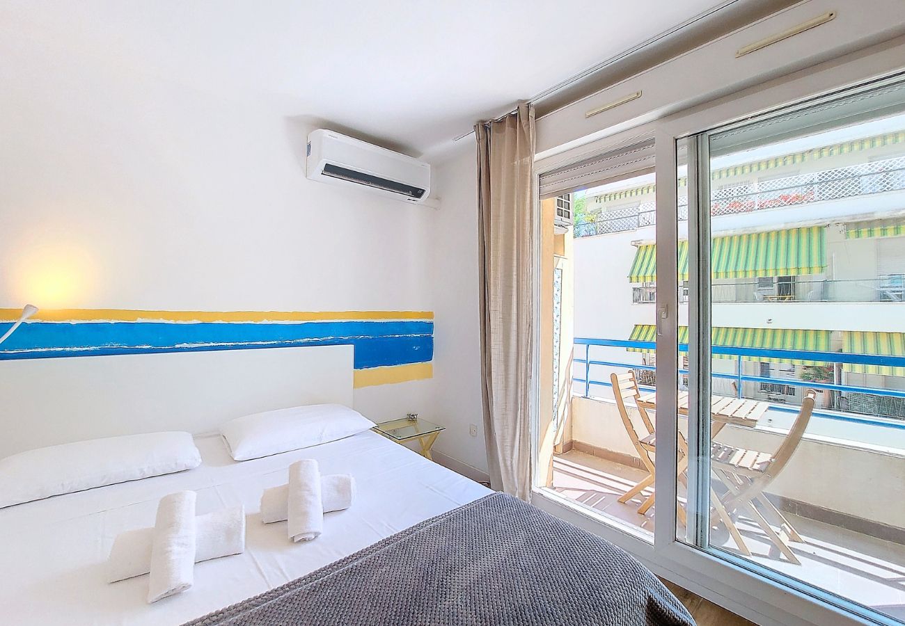 Appartement à Nice - N&J  - ETOILE DE MER - 2 Balcons - Central