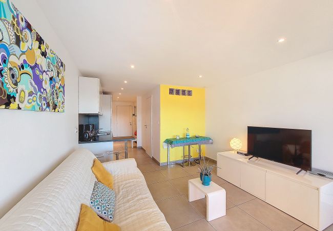 Appartement à Nice - N&J  - PANORAMA AZUR - Vue Mer - Parking Appartement à Nice - N&J  - PANORAMA AZUR - Vue Mer - Parking