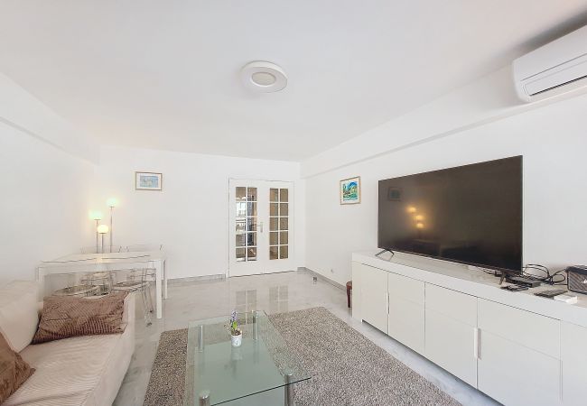 Appartement à Nice - N&J  - CLEA - Terrasse - Centre Appartement à Nice - N&J  - CLEA - Terrasse - Centre