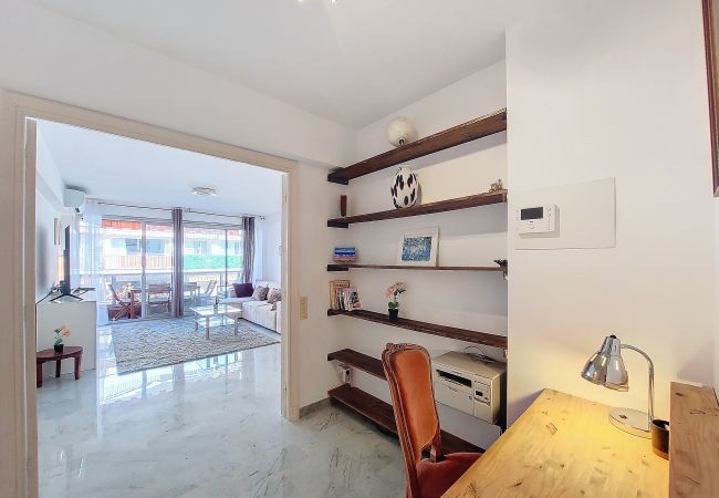 Appartement à Nice - N&J  - CLEA - Terrasse - Centre Appartement à Nice - N&J  - CLEA - Terrasse - Centre