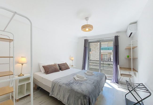 Appartement à Nice - N&J  - CLEA - Terrasse - Centre Appartement à Nice - N&J  - CLEA - Terrasse - Centre