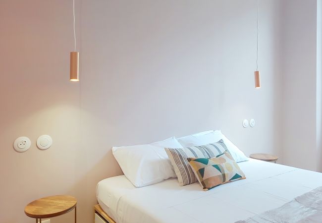 Appartement à Nice - N&J  - PEPYTE - Design - Proche mer Appartement à Nice - N&J  - PEPYTE - Design - Proche mer