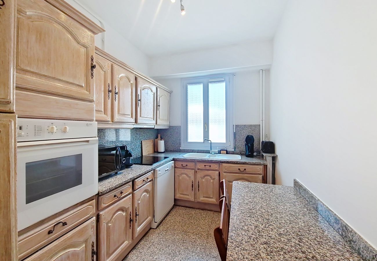 Appartement à Nice - Nouveau! N&J  - TROPI AZUR - Terrasse - Place du Pin