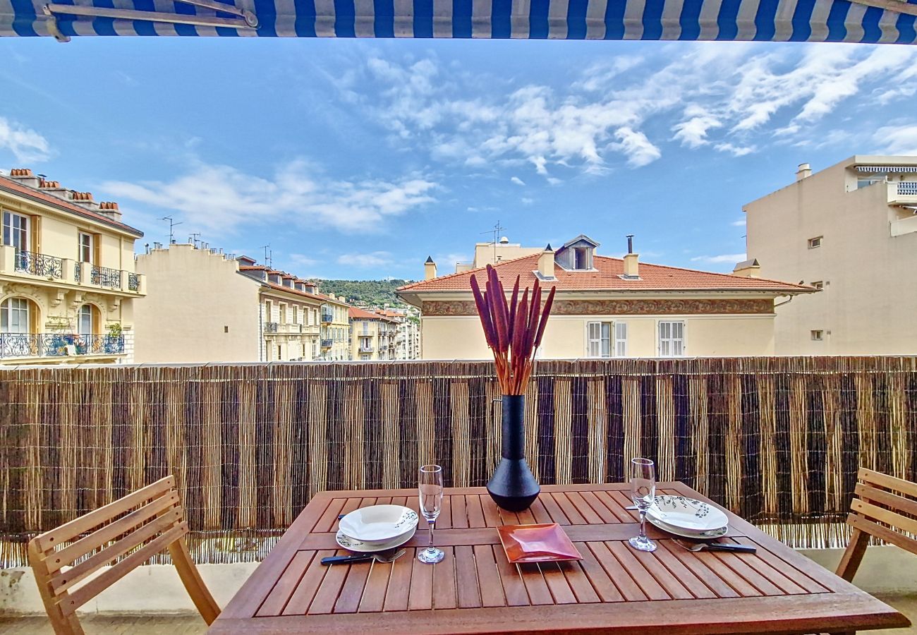 Appartement à Nice - Nouveau! N&J  - TROPI AZUR - Terrasse - Place du Pin