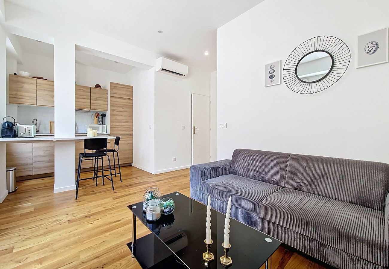 Appartement à Nice - N&J - GOLDEN SQUARE- Central, proche mer