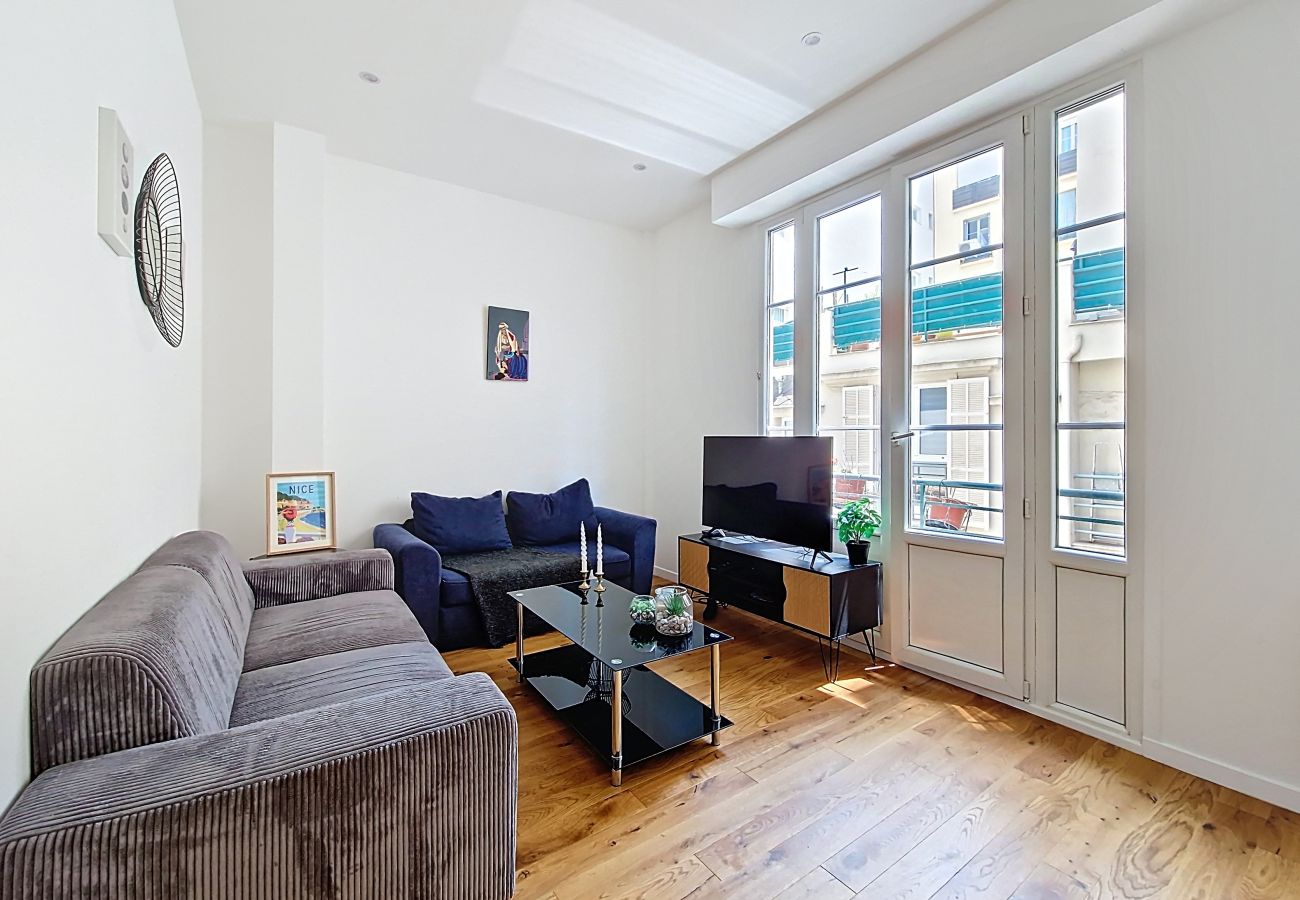 Appartement à Nice - N&J - GOLDEN SQUARE- Central, proche mer
