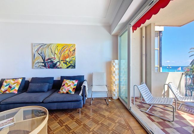 Appartement à Nice - NOUVEAU! N&J - PROMENADE DU SUD - Vue mer Appartement à Nice - NOUVEAU! N&J - PROMENADE DU SUD - Vue mer