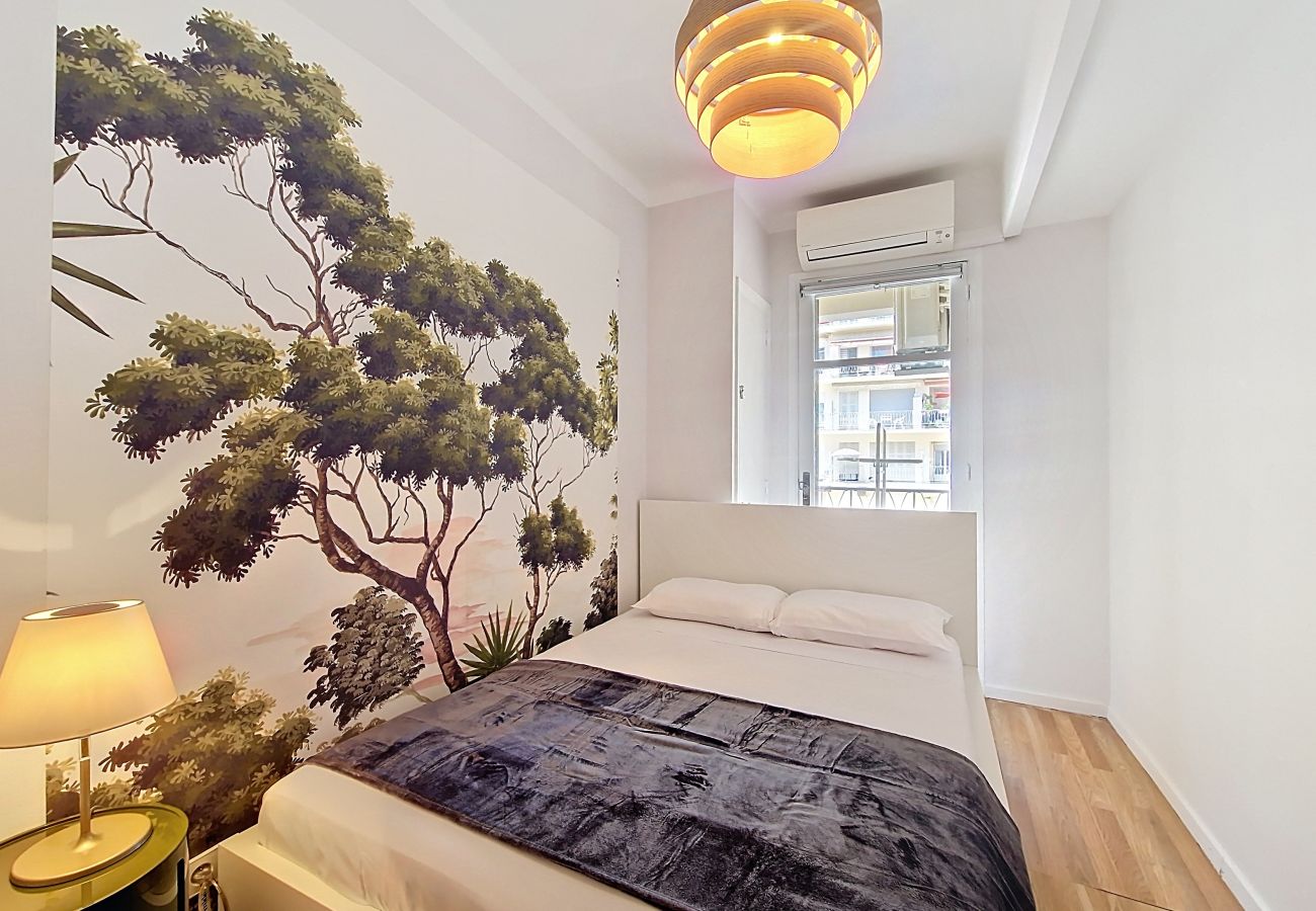 Appartement à Nice - NOUVEAU! N&J - PROMENADE DU SUD - Vue mer