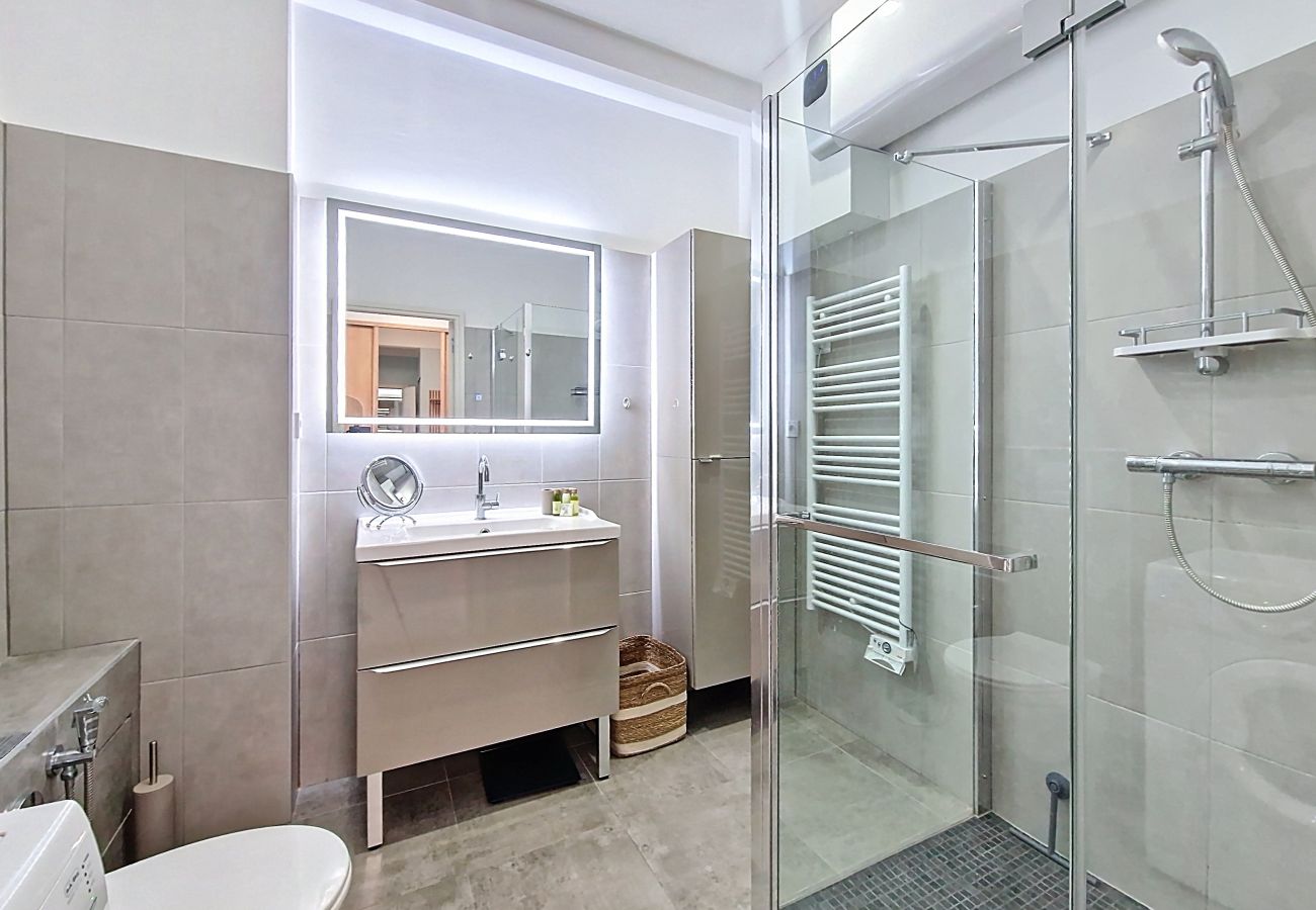 Appartement à Nice - NOUVEAU! N&J - IMPERIA PROMENADE - Spacieux et proche mer