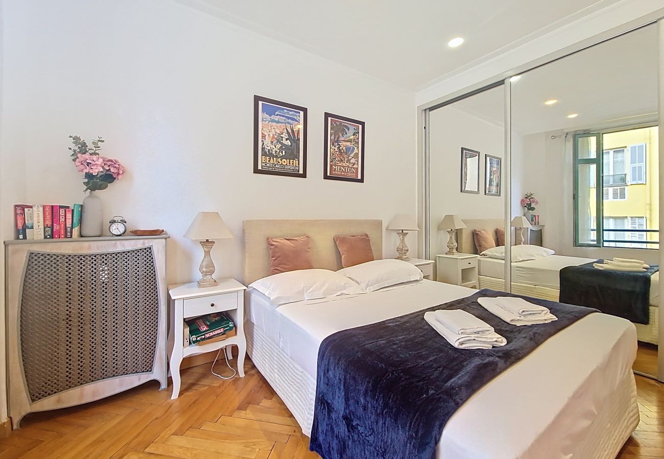 Appartement à Nice - NORMANDIE - BAIL MOBILITE DE 1 A 10 MOIS