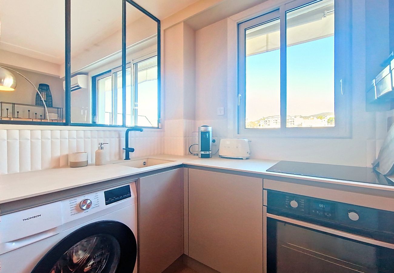 Appartement à Nice - PALAIS FONTENOY – BAIL MOBILITE ENTRE 1 ET 10 MOIS