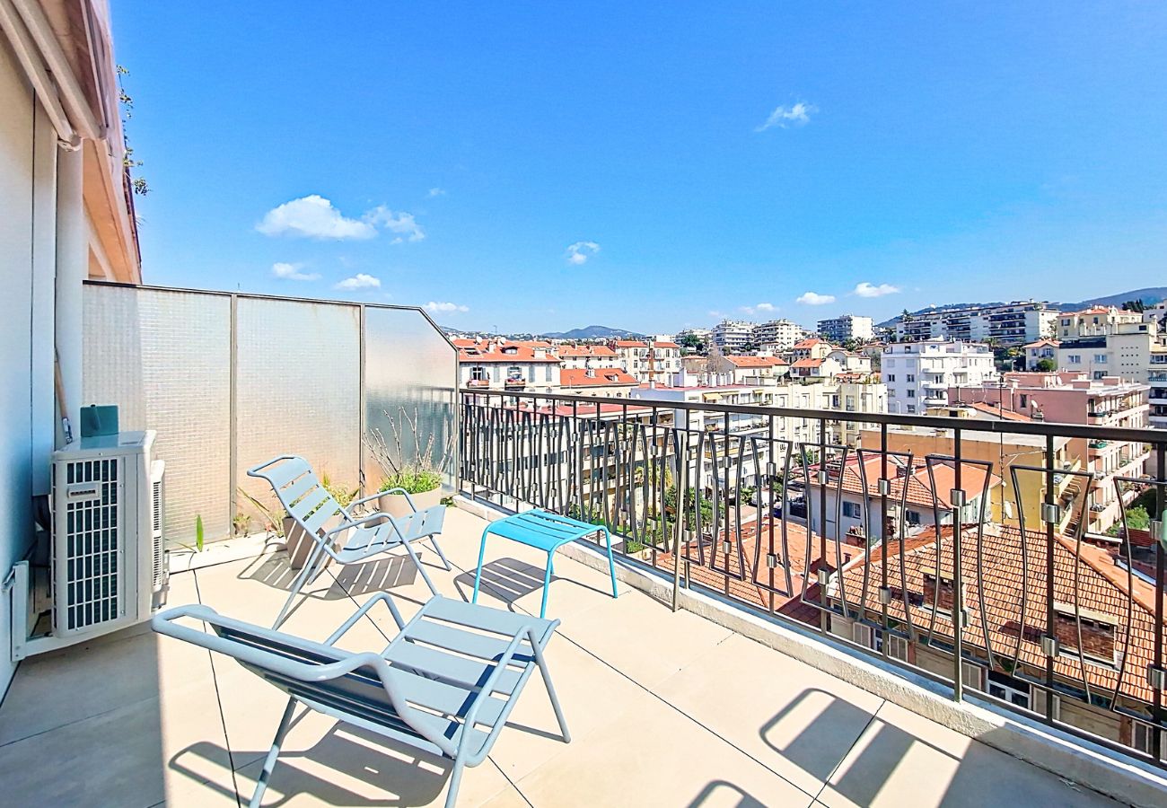 Appartement à Nice - PALAIS FONTENOY – BAIL MOBILITE ENTRE 1 ET 10 MOIS