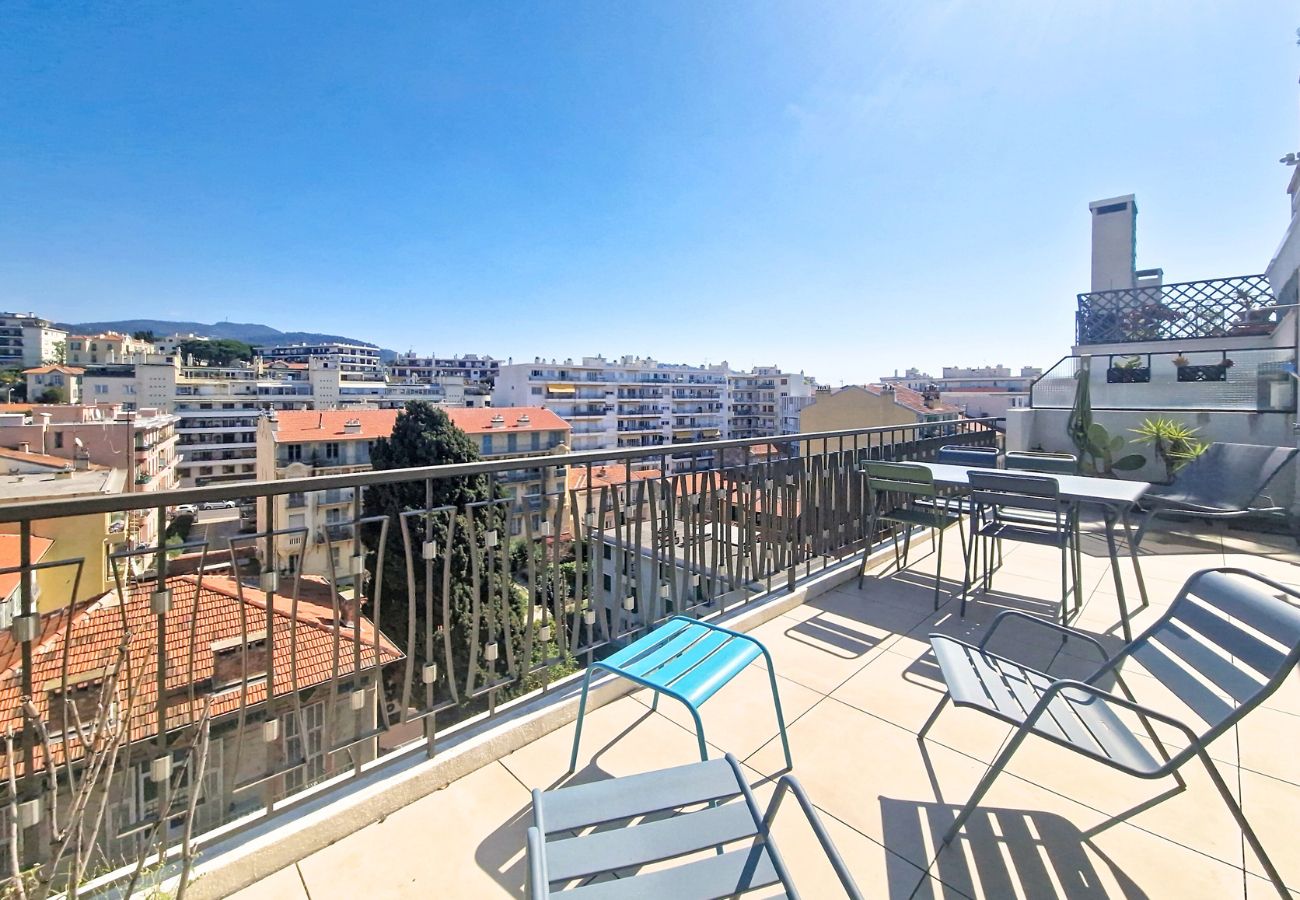 Appartement à Nice - PALAIS FONTENOY – BAIL MOBILITE ENTRE 1 ET 10 MOIS