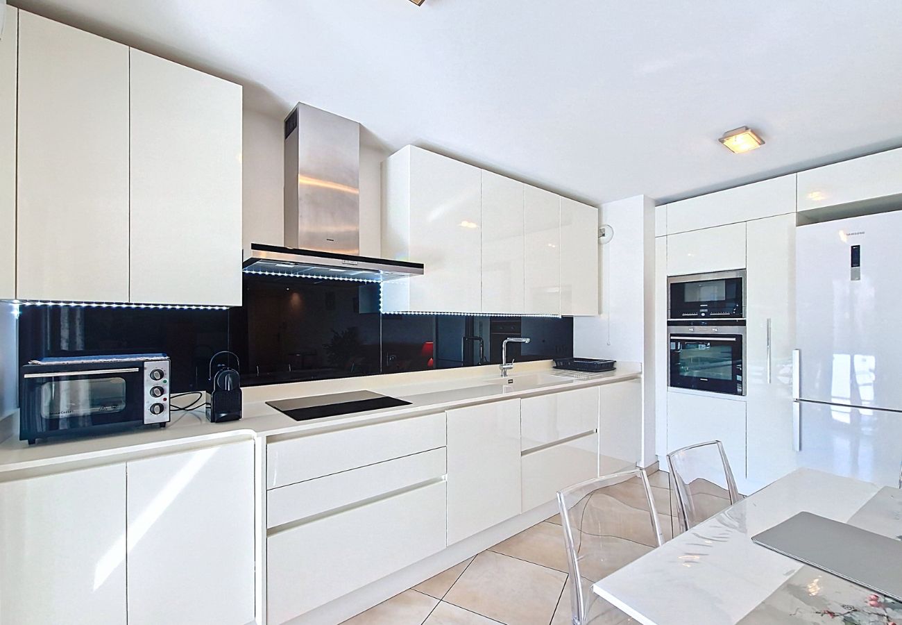 Appartement à Nice - Nouveau! N&J  - GAMBETTA HORIZON  - Proche mer - Terrasse