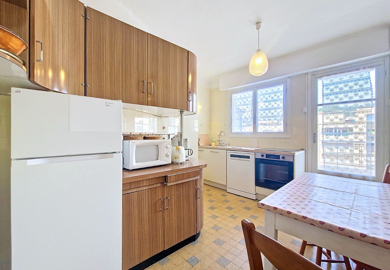 Appartement à Nice - Nouveau! N&J  - MARINA AZUR  - Proche mer - Terrasse