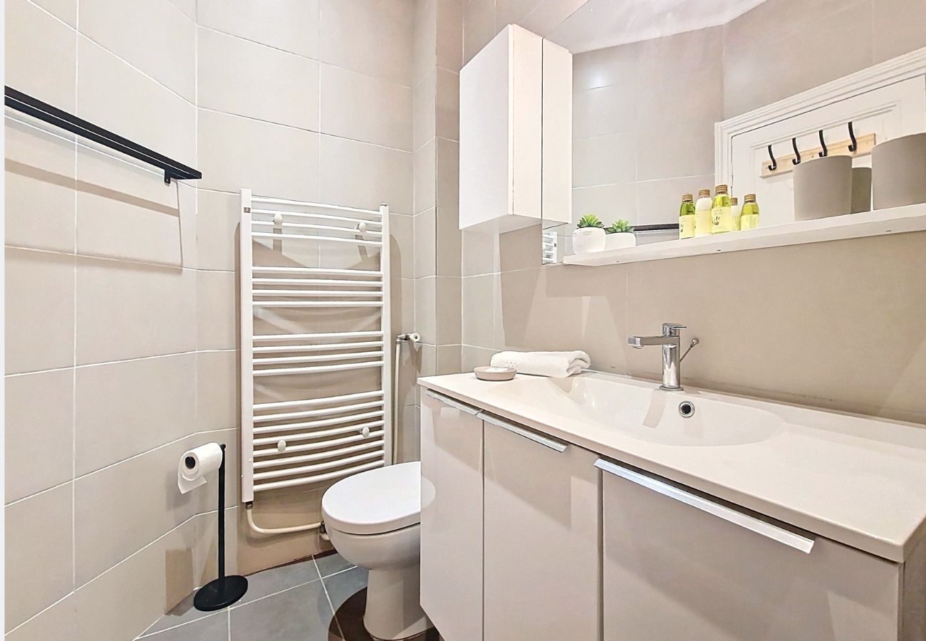 Appartement à Nice - Nouveau! N&J  - EVASION NICOISE - Central - Lumineux