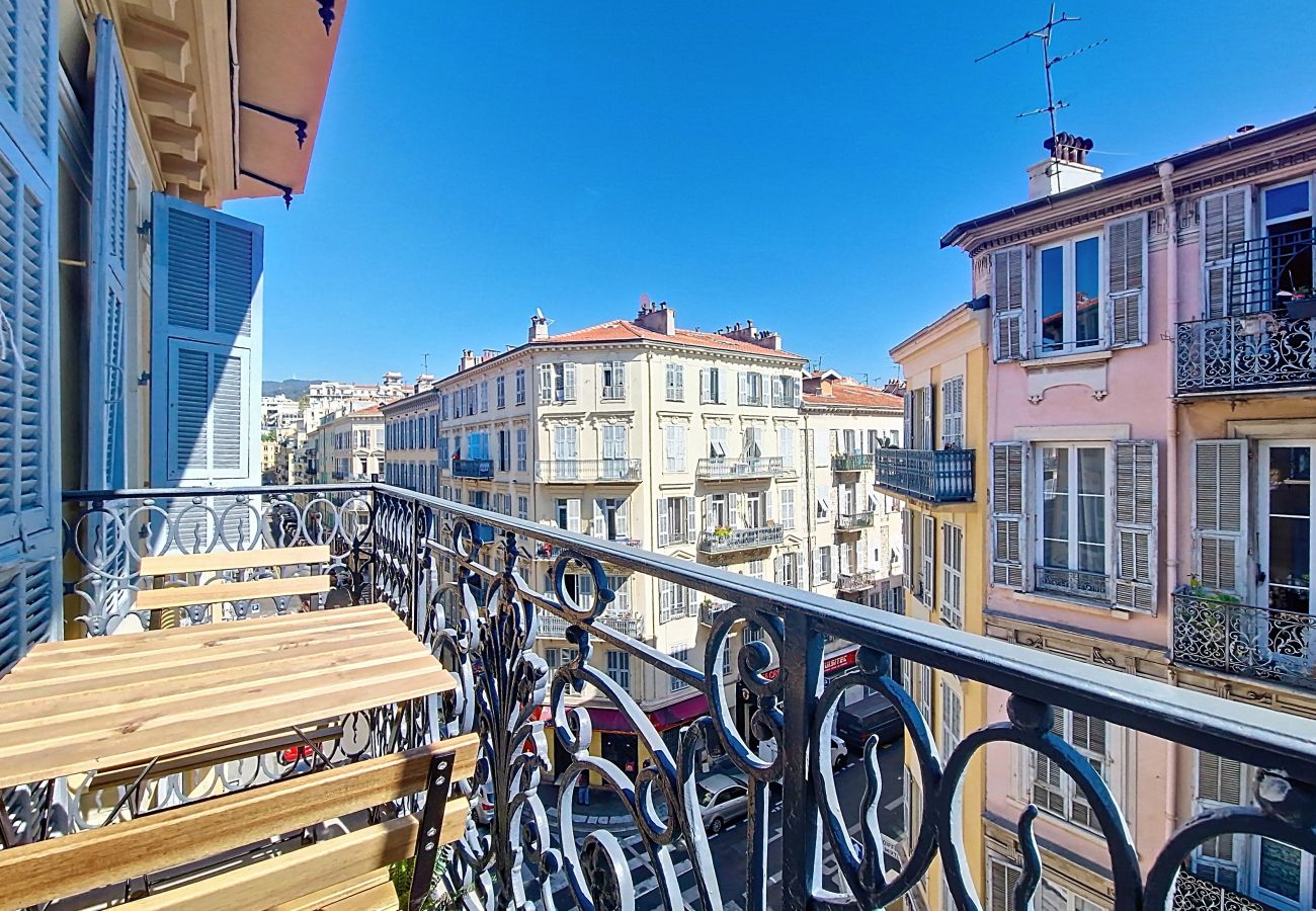 Appartement à Nice - Nouveau! N&J  - EVASION NICOISE - Central - Lumineux