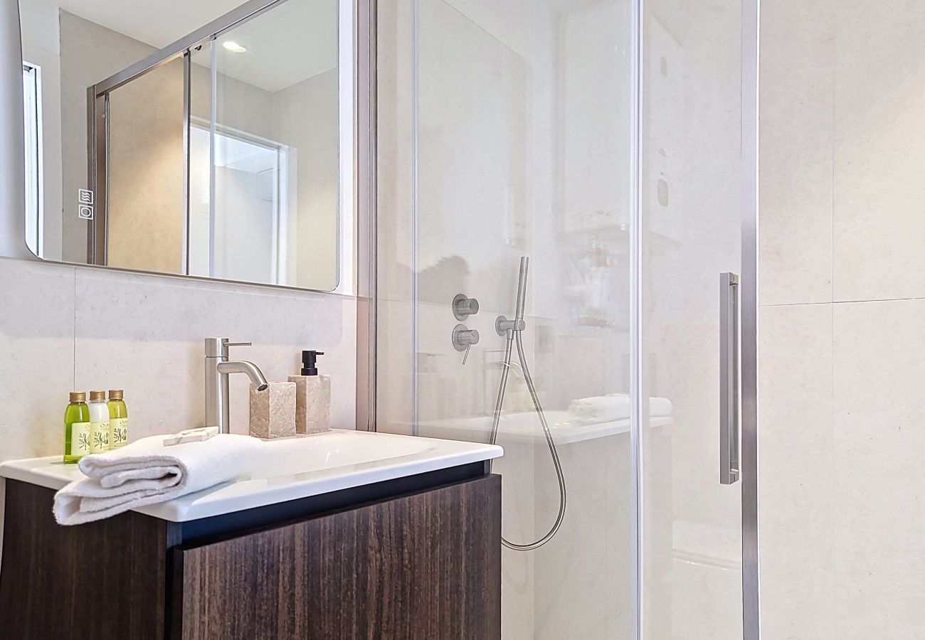 Studio à Nice - Nouveau! N&J  - STUDIO ANNA  - Centre Nice • Clim • Plages à pied