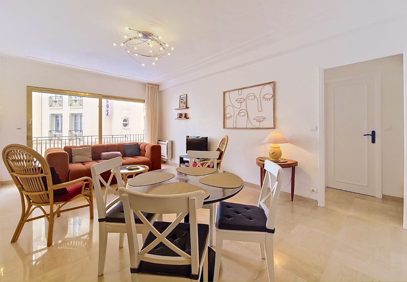 Appartement à Nice - Nouveau! N&J  - JOFFRE GRIMALDI  - Centre - Balcon