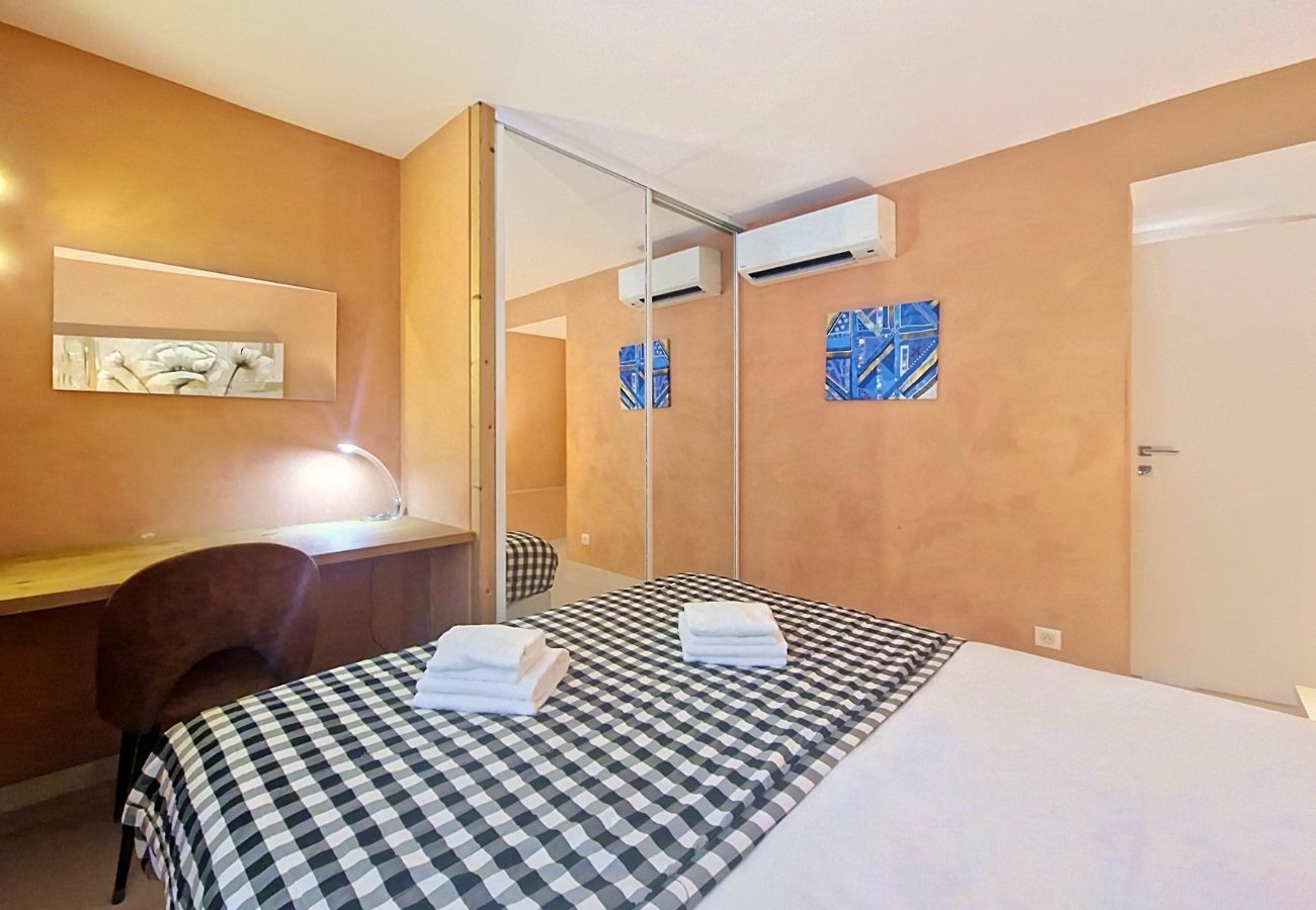 Appartement à Nice - Nouveau! N&J  - CHATEAU AZUR - Climatisation - Terrasse 