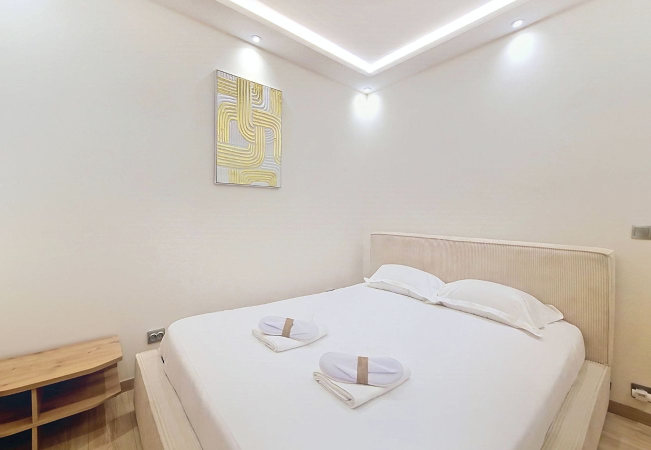 Appartement à Nice - Nouveau! N&J  - ROSSINI CHARM - Centre - Balcon