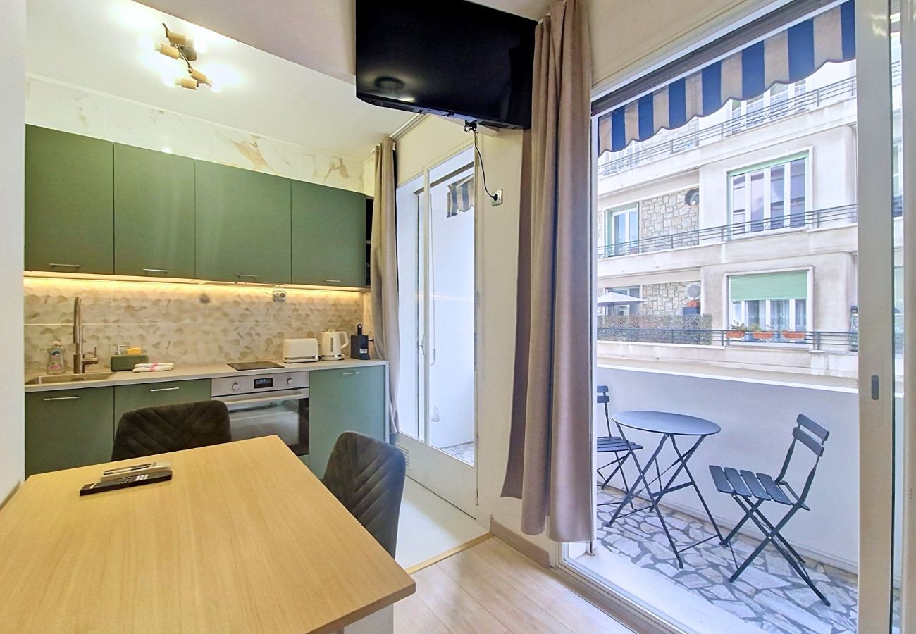 Appartement à Nice - Nouveau! N&J  - ROSSINI CHARM - Centre - Balcon